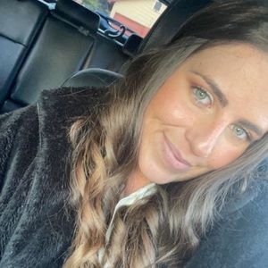 Meet your Posher, Helena